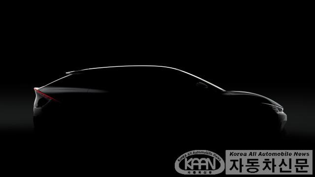 기아, 최초의 전용 전기차 EV6 티저 공개.jpg